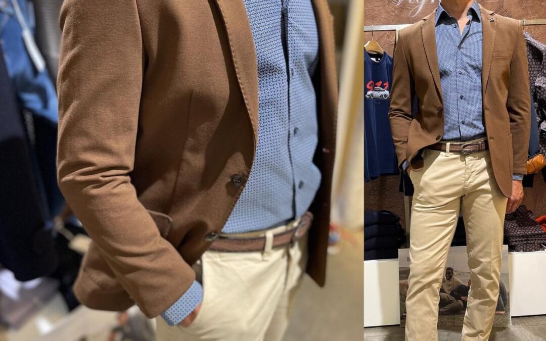 Giacca punto Milano disponibile in diverse varianti
Pantalone elasticizzato e camicia fantasy