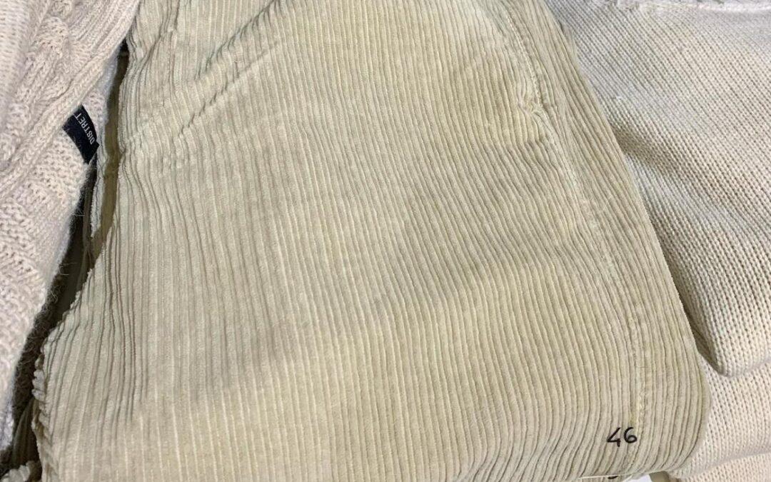 Pantalone costa roccia , diverse le tonalità .. 🎅🏻🎅🏻🎄