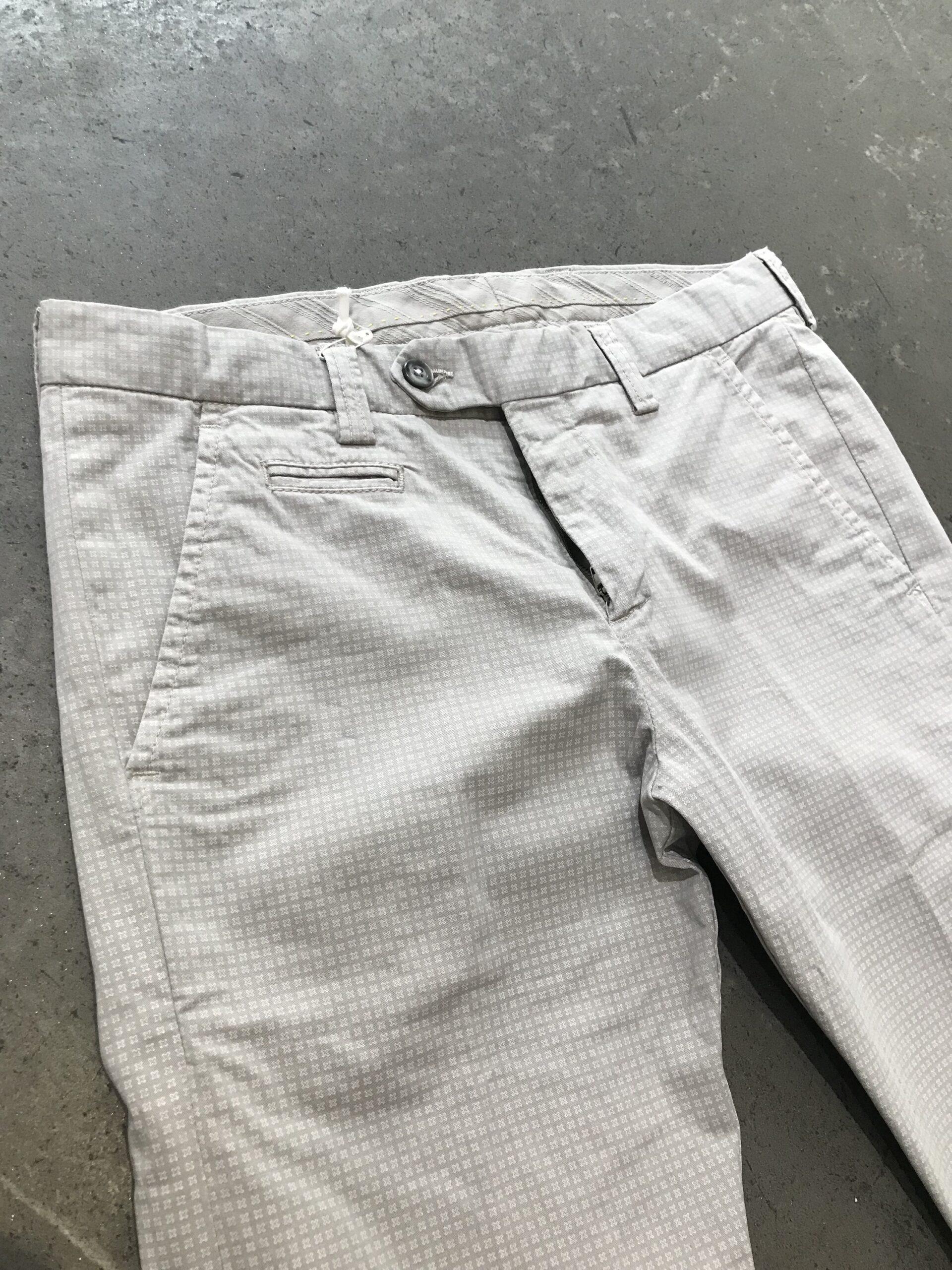 Pantalone uomo in cotone microfantasia 1