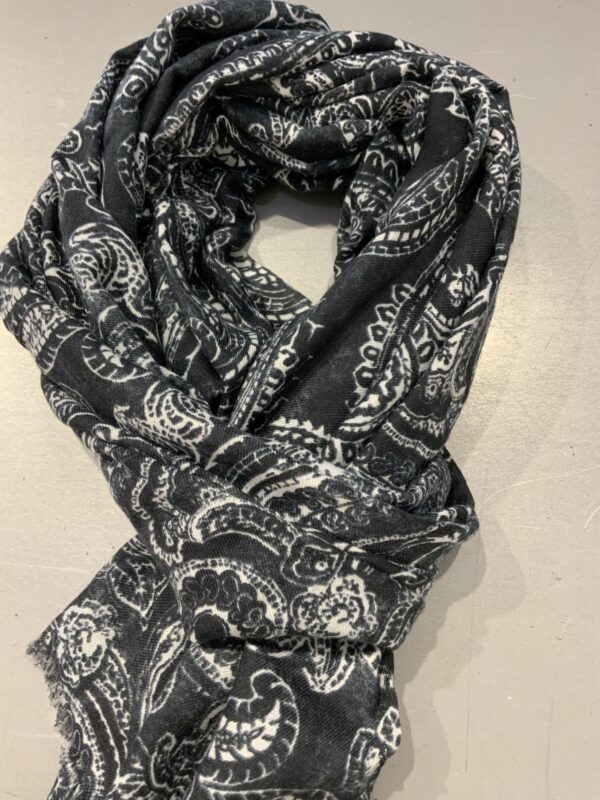 Sciarpa unisex fantasia frange corte - immagine 3