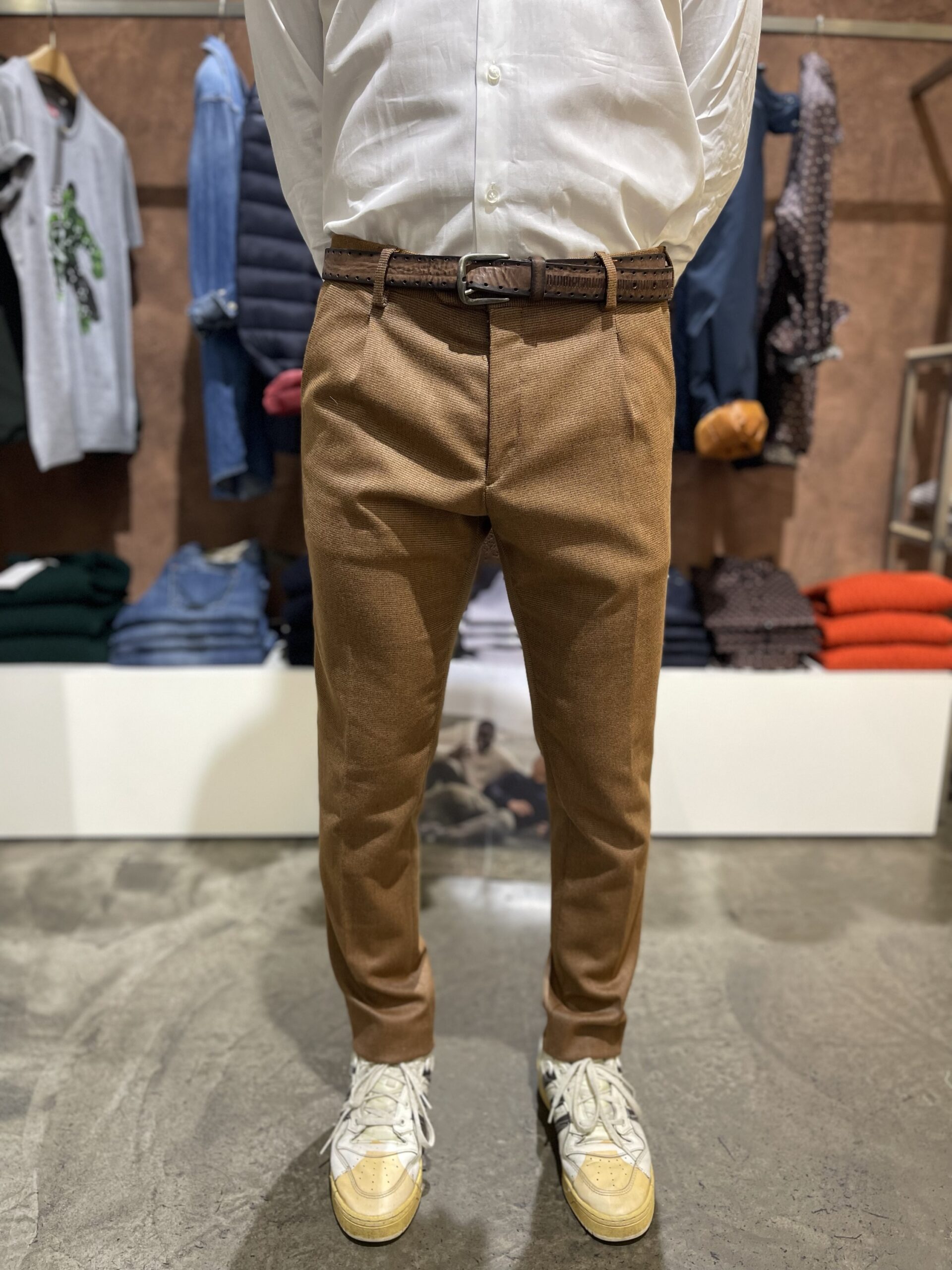 Pantaloni uomo ,misto viscosa, con pinces sul davanti ,microfantasia , Exibit 2