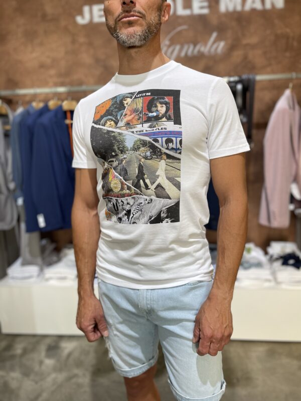 T-shirt uomo estiva con stampa CHT22 - immagine 2