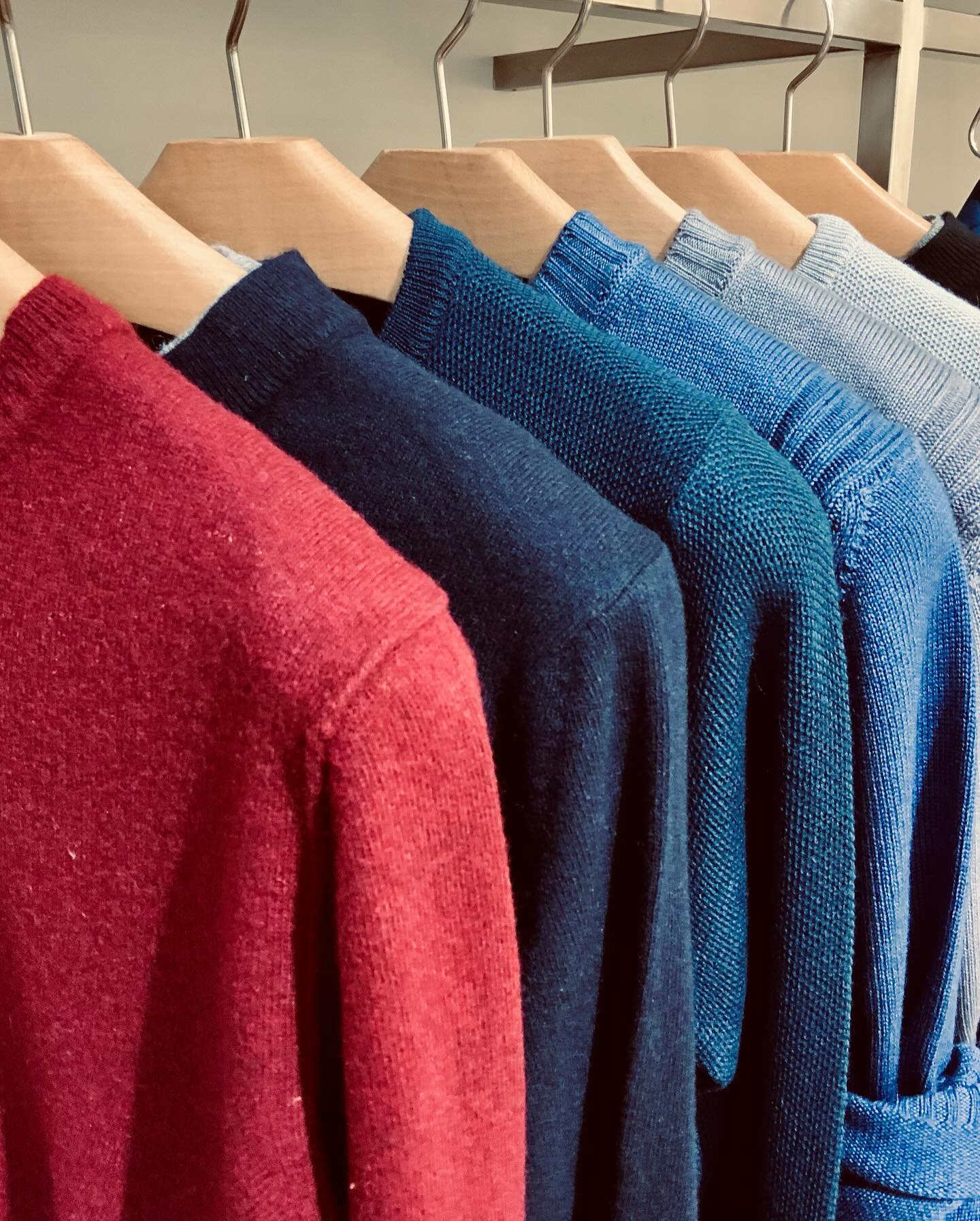 Continuano  i saldi … PREZZI BASSI …🤩